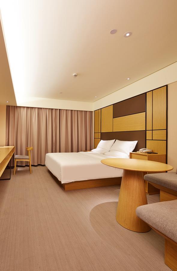Ji Hotel Shanghai Hongqiao Airport Huqingping Highway Esterno foto